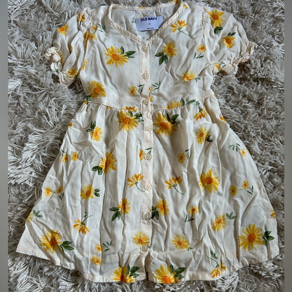 Old Navy girls 3T daisy dress